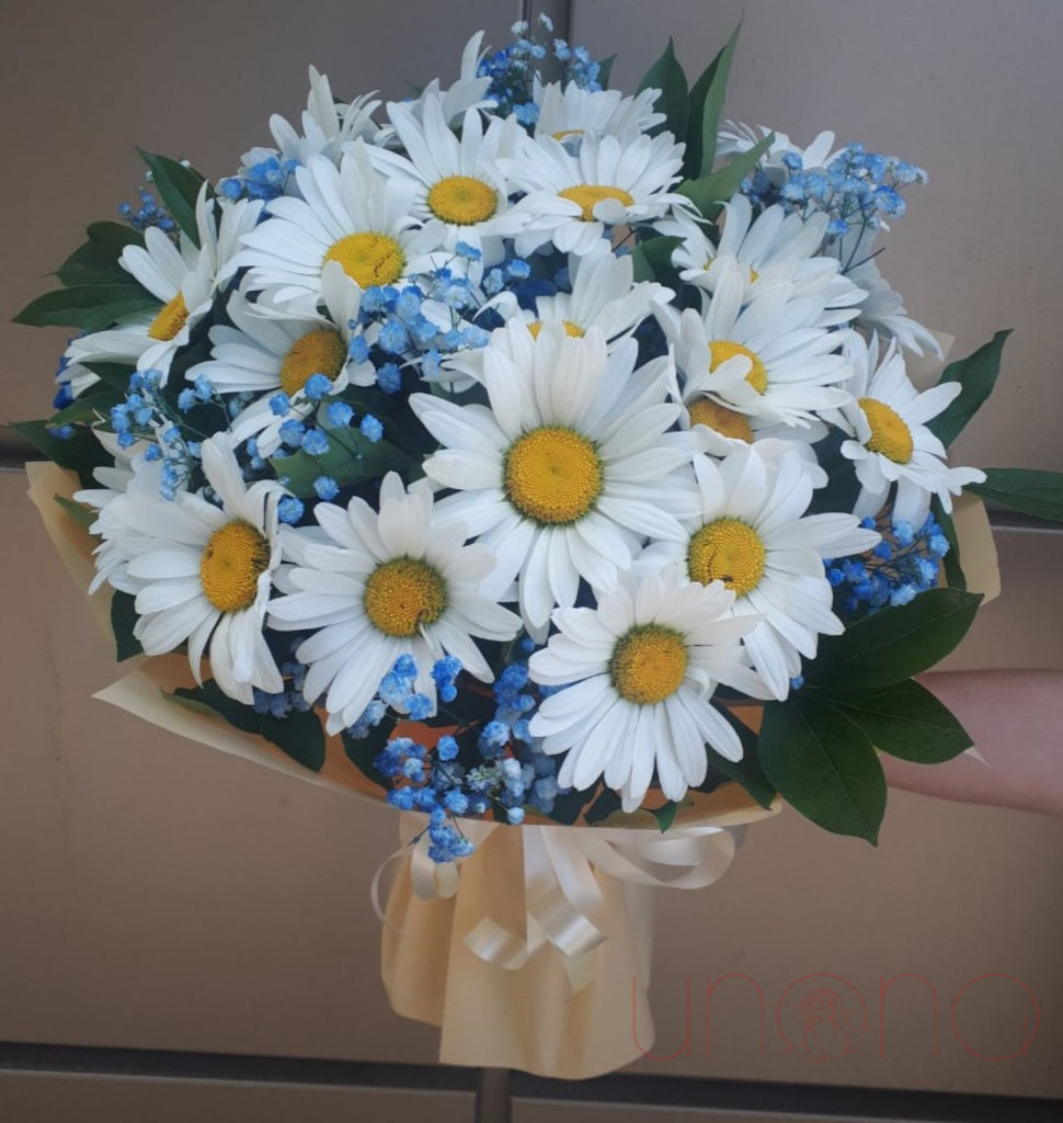 Cheerful Touch Bouquet Flowers