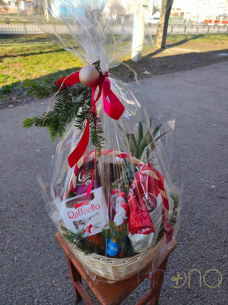 Christmas Cheer Gift Basket christmas