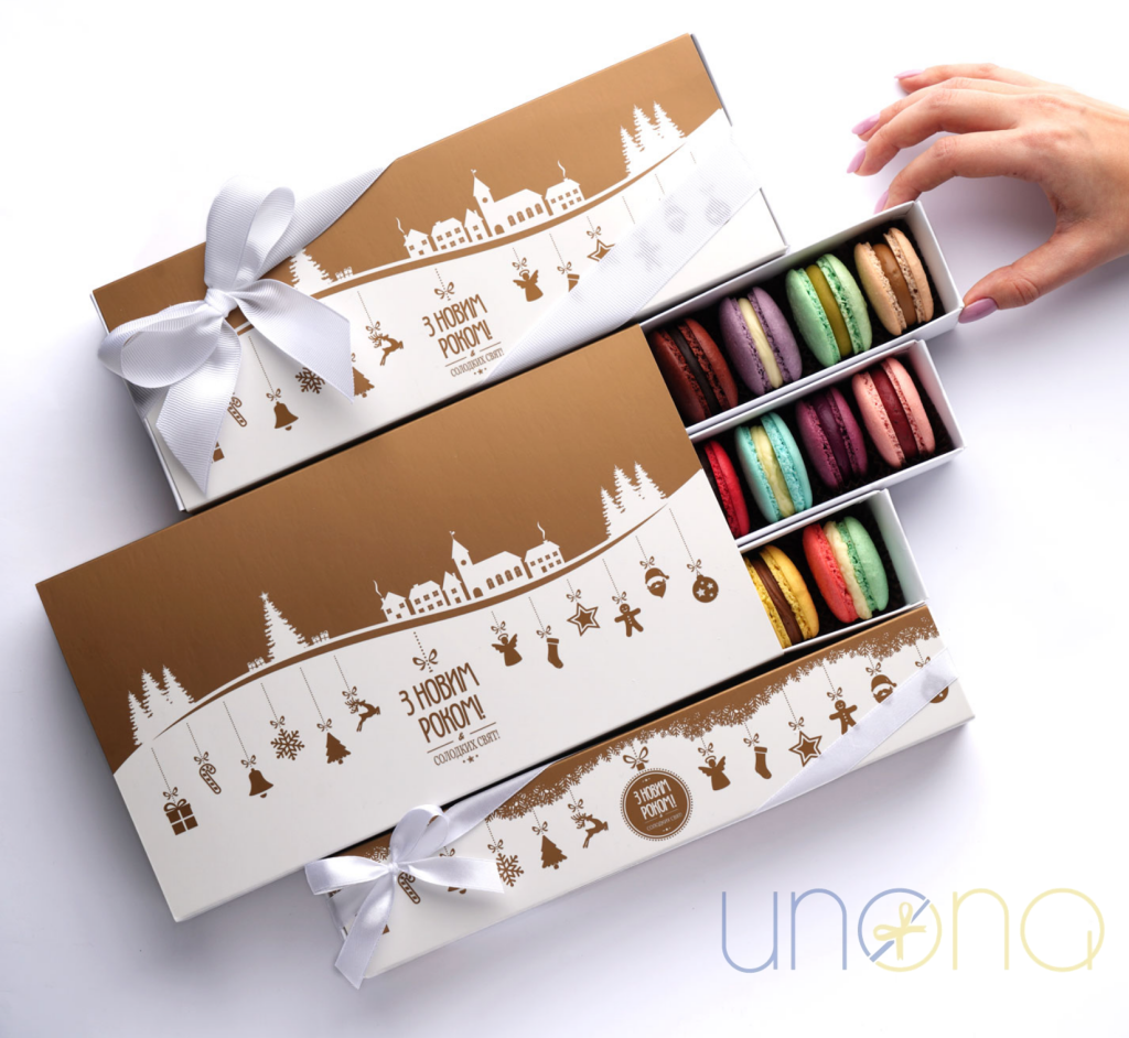 Christmas Macaron Gift Box – Send Christmas Gifts to Ukraine Gift Box