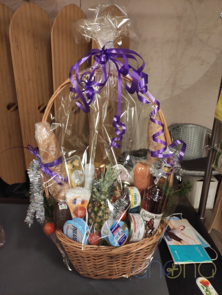 Christmas Party Gift Basket By Price