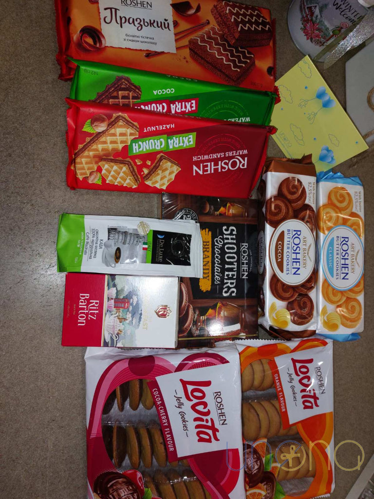 Coffee Chocolates & Cookies Gift Basket Gift Baskets