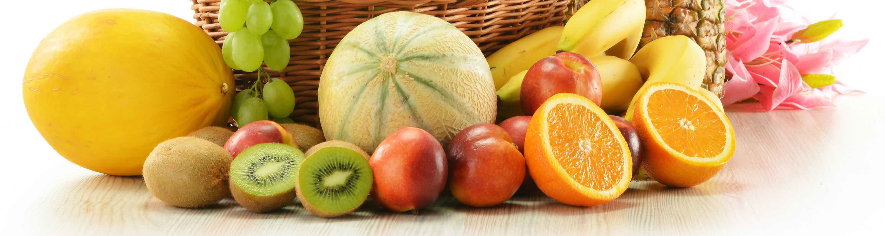 send fruit basket to Ukraineaine