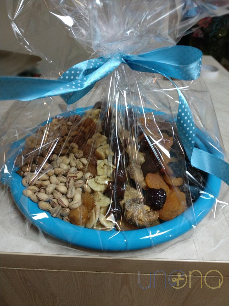 Deluxe Dried Fruit and Nuts Set | Ukraine Gift Delivery.