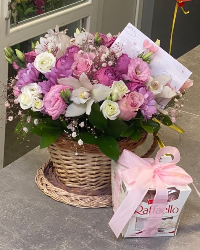 Fairy-Tale flowers with roses orchids and chrysanthemums for her