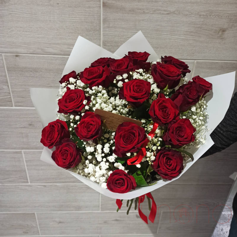 Send Roses to Ukraine - Fairytale Roses Bouquet 
