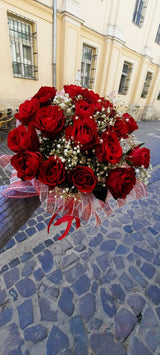 Fairytale Roses Bouquet By Holidays