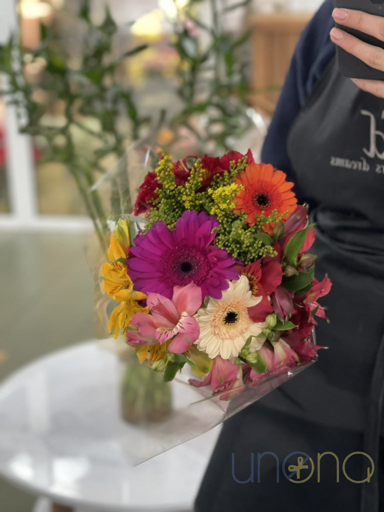 Full of Charm Bouquet – Gerberas & Alstroemerias Alstroemerias