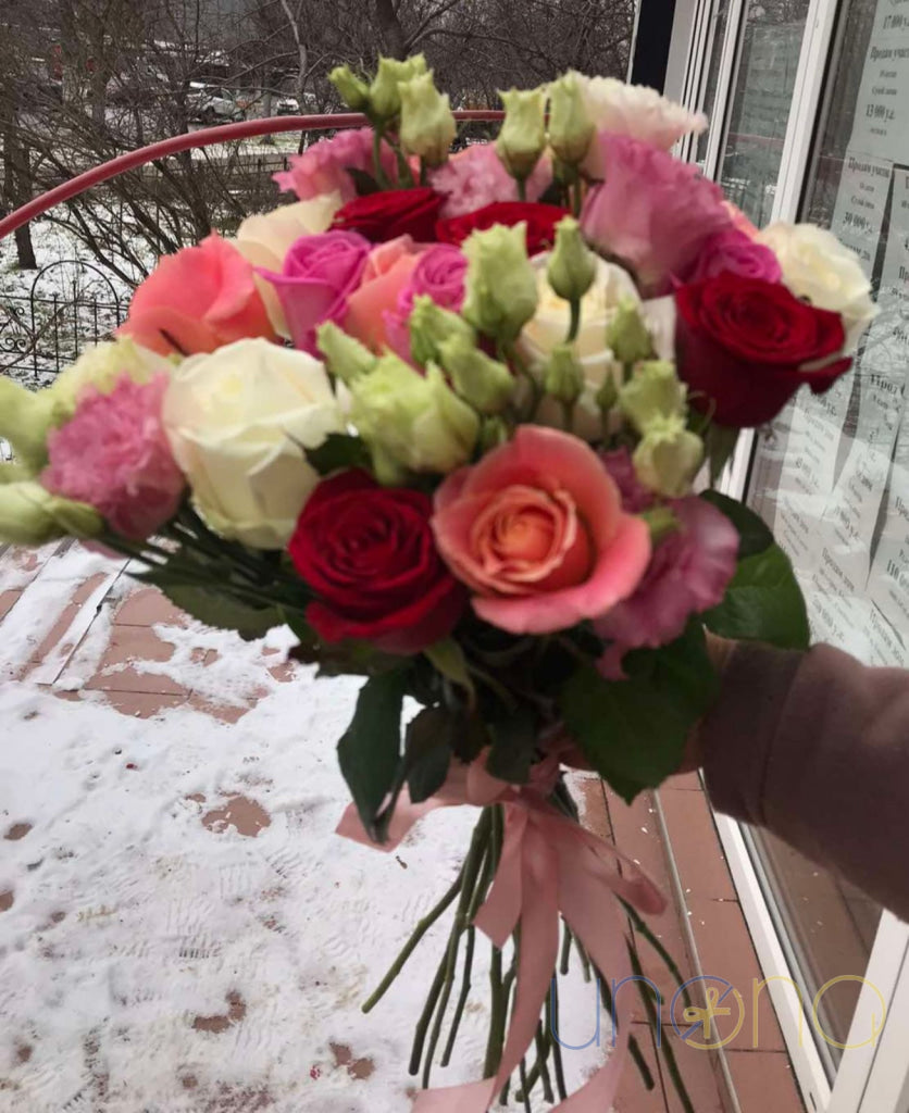 Gorgeous Roses and Multicolored Alstroemerias Bouquet Alstroemerias