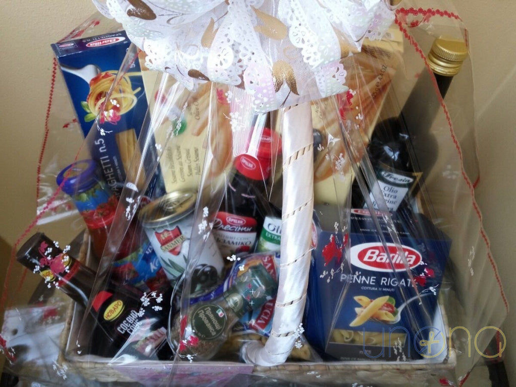 Gourmet Italian Dinner Hamper | Ukraine Gift Delivery.