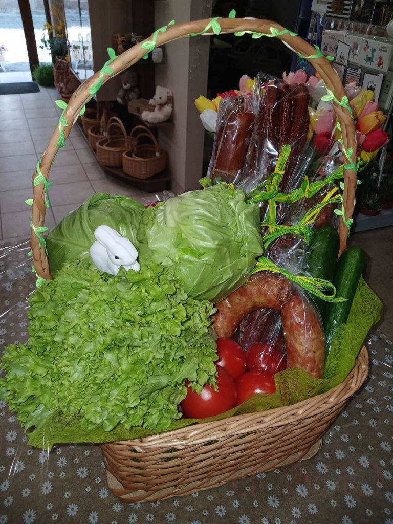 Grand Smoked Meat and Vegetables Basket gift basket