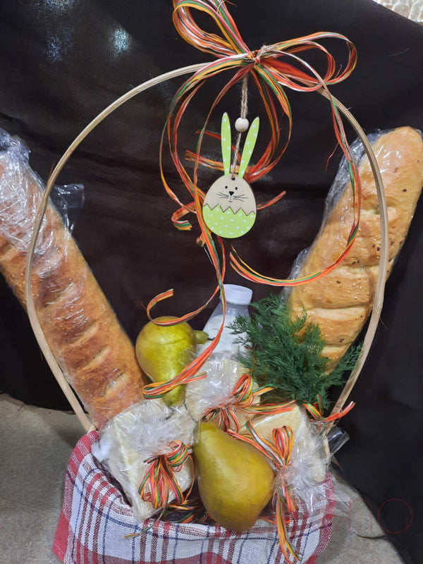 Holiday Essentials Gift Basket | Ukraine Gift Delivery.