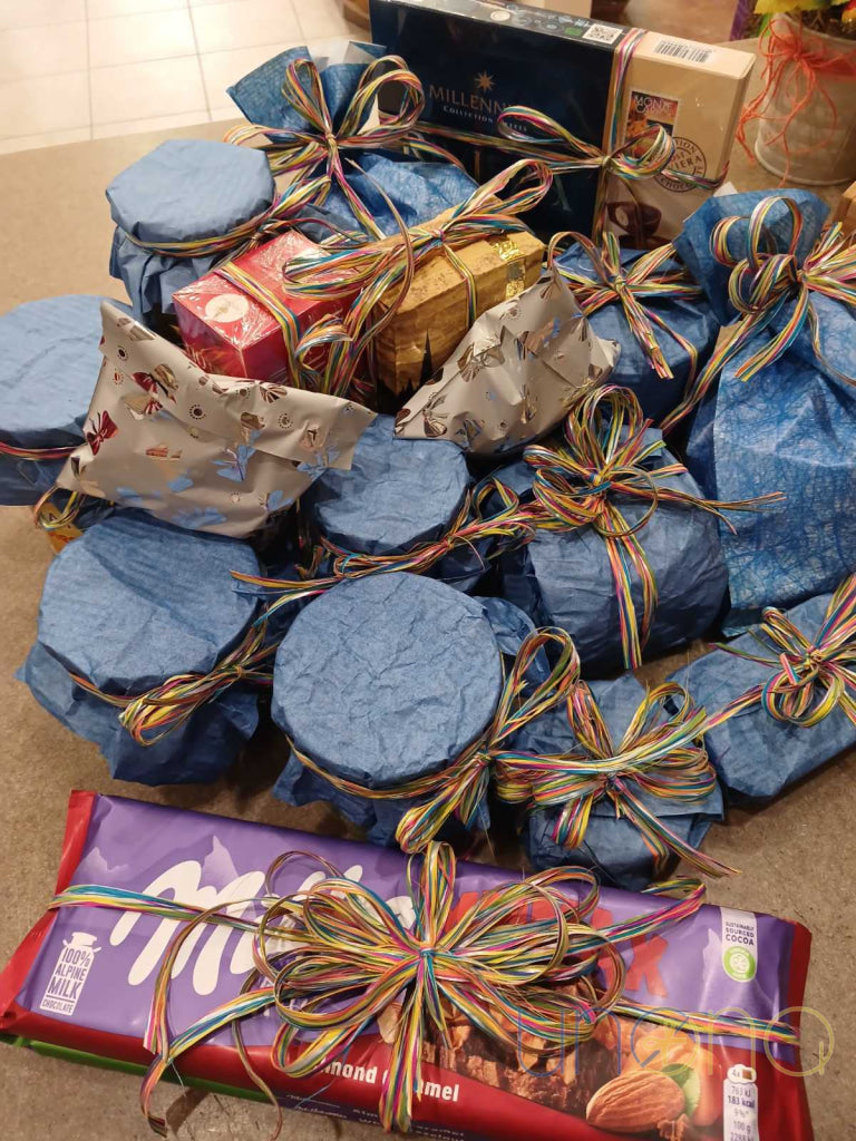 Holiday Product Package Gift Baskets