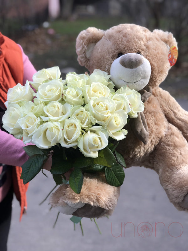 Huggalicious Bear With Roses For Children