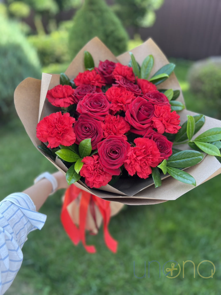 I adore You Bouquet Carnations