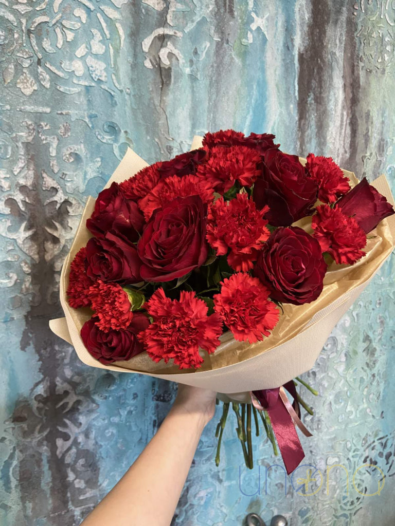 love bouquet delivery Ukraine