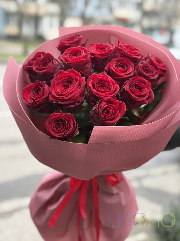 premium imported 15 roses bouquet with elegant floral arrangement in Poltava