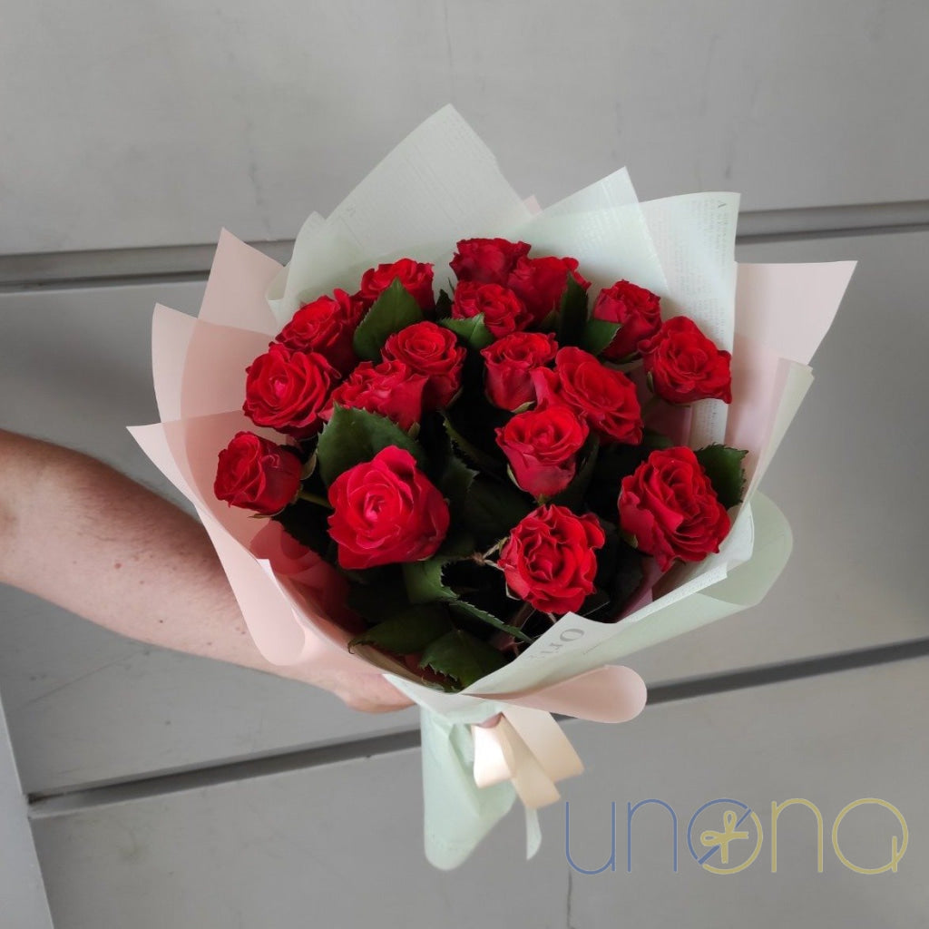 17 roses business gift delivery in Kyiv Ukraine