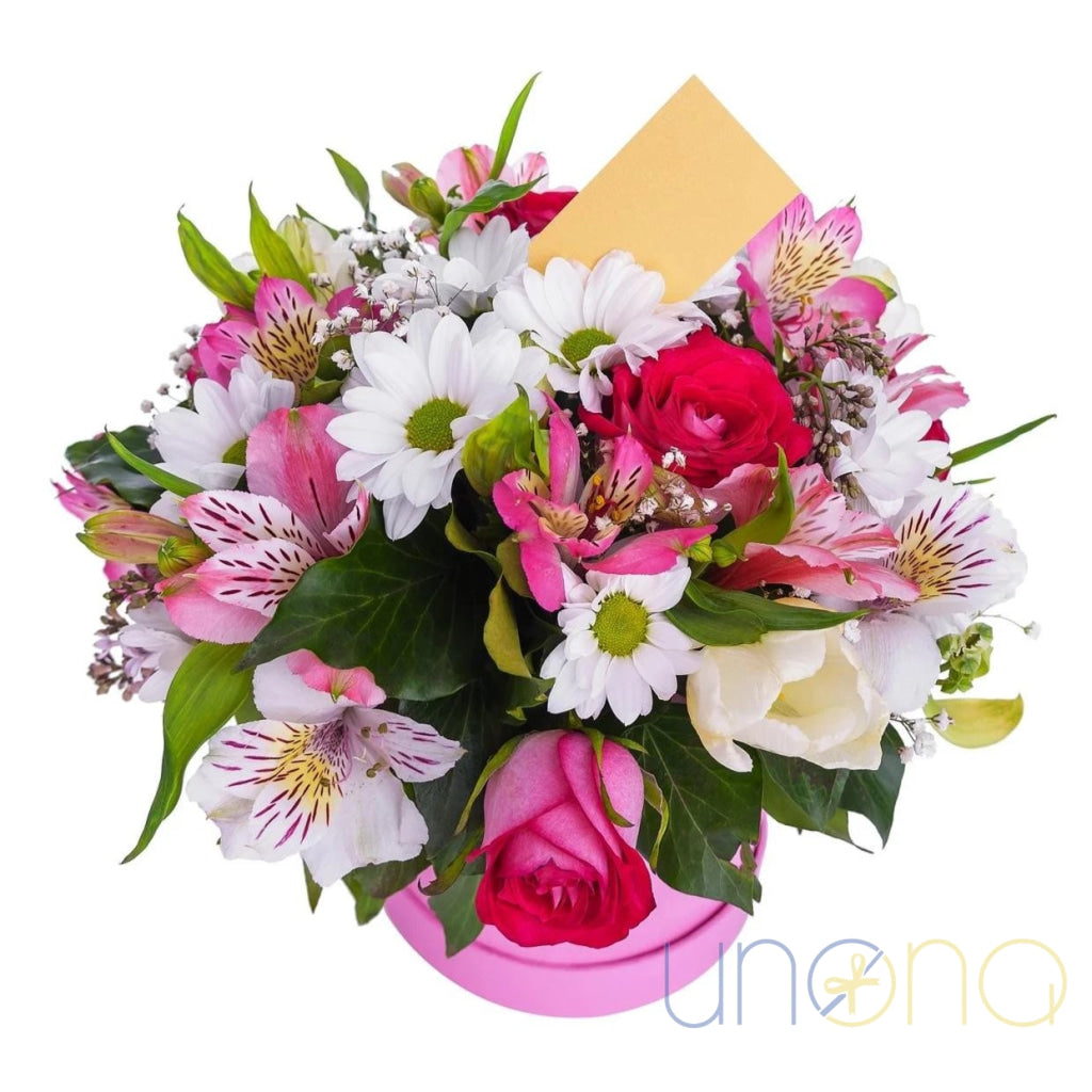 Love Favour roses and chrysanthemums flower box – Ukraine flower delivery