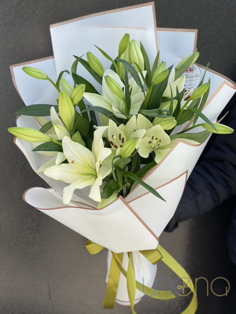 Lovely Lilies Flowers