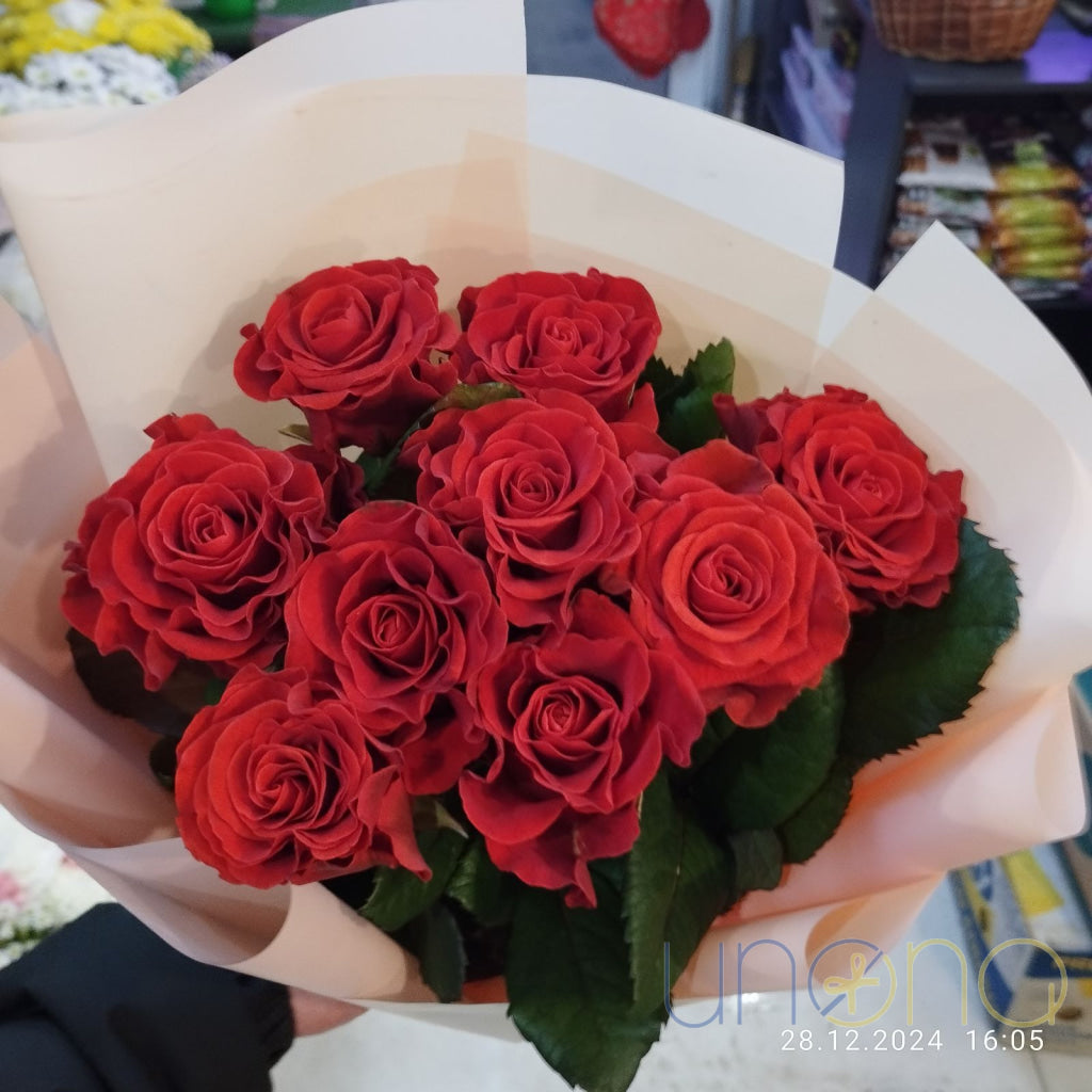 Luxury bouquet of fabulous red roses for delivery in Odesa Ukraine