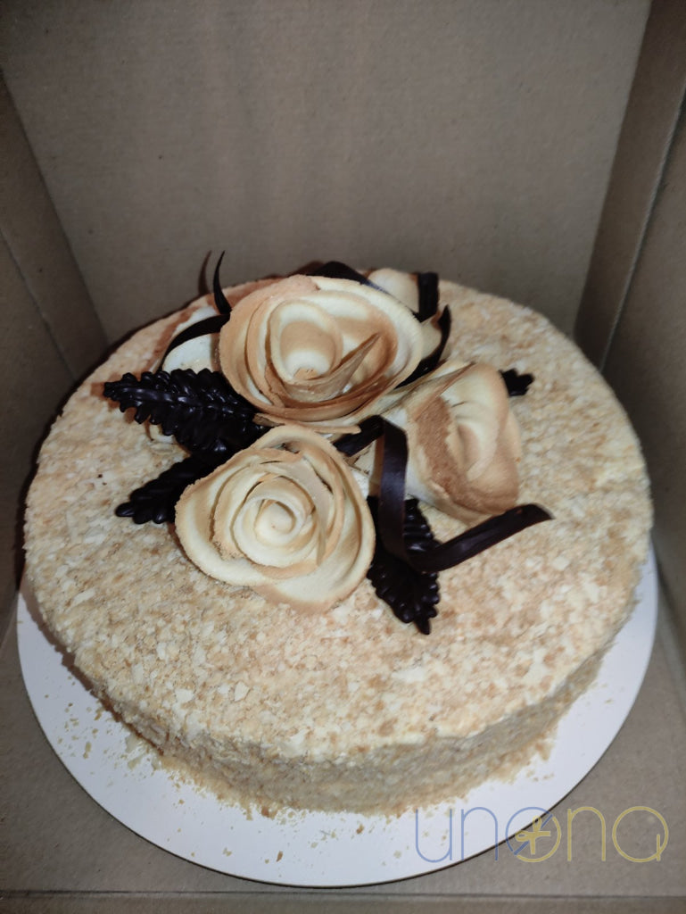 French Napoleon Cake with fresh berries available for delivery in Kyiv