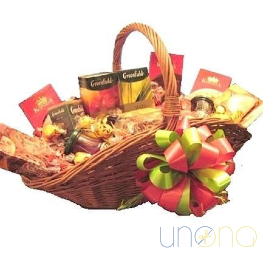 Our Heaven of Tea Basket | Ukraine Gift Delivery.