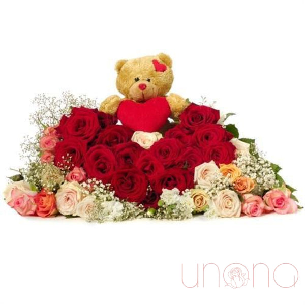 Passionate Heart Covered with Roses | Ukraine Gift Delivery.