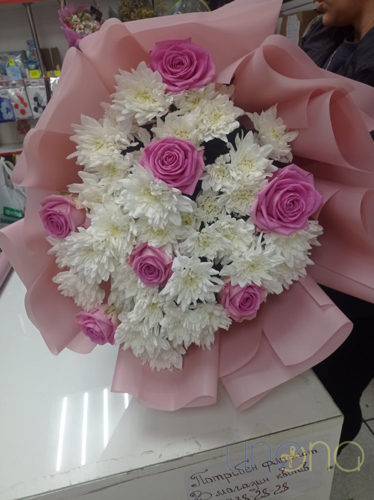 Pink Charm Bouquet roses
