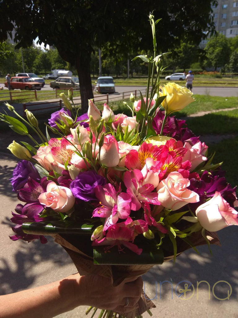 My Beautiful Queen Bouquet – hand delivery in Kharkiv Ukraine