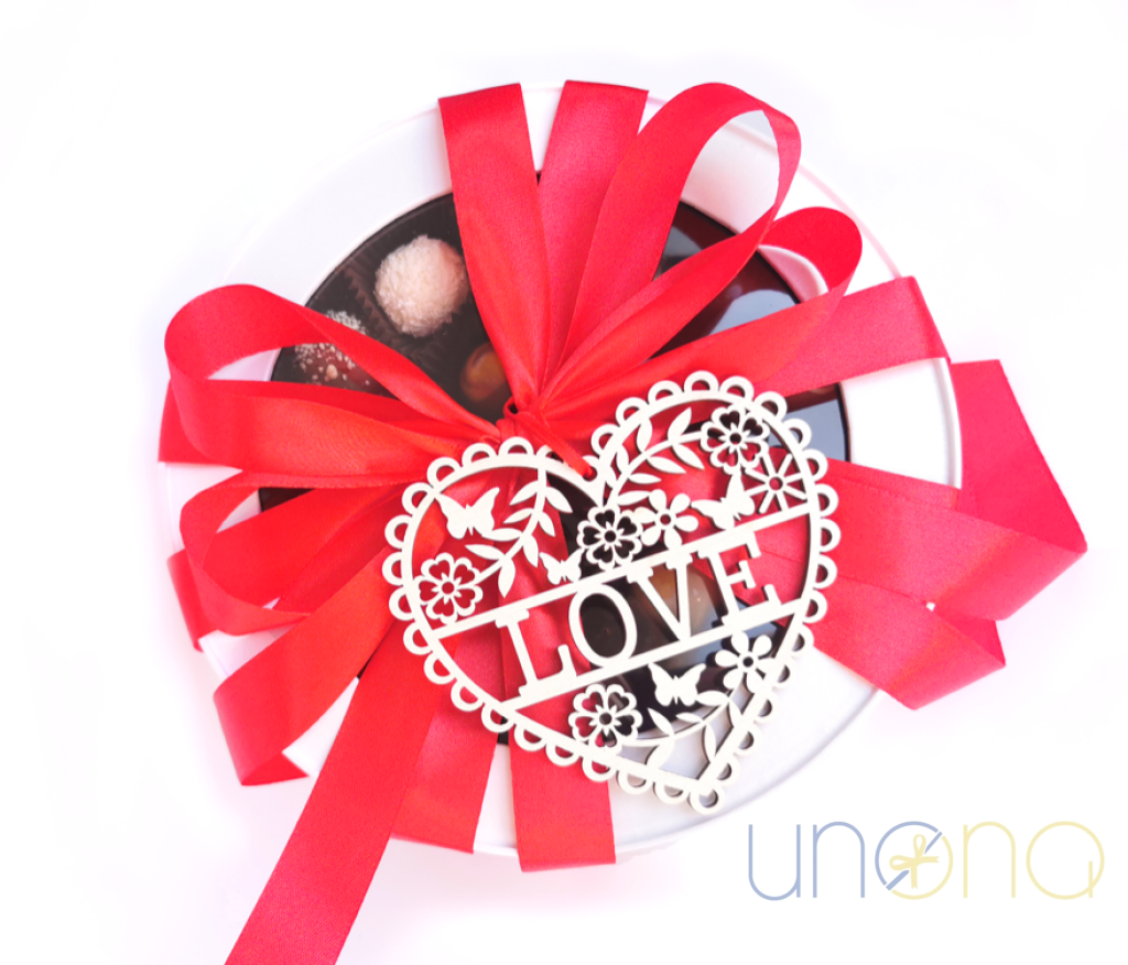Luxury chocolates delivery in Ukraine for loved one