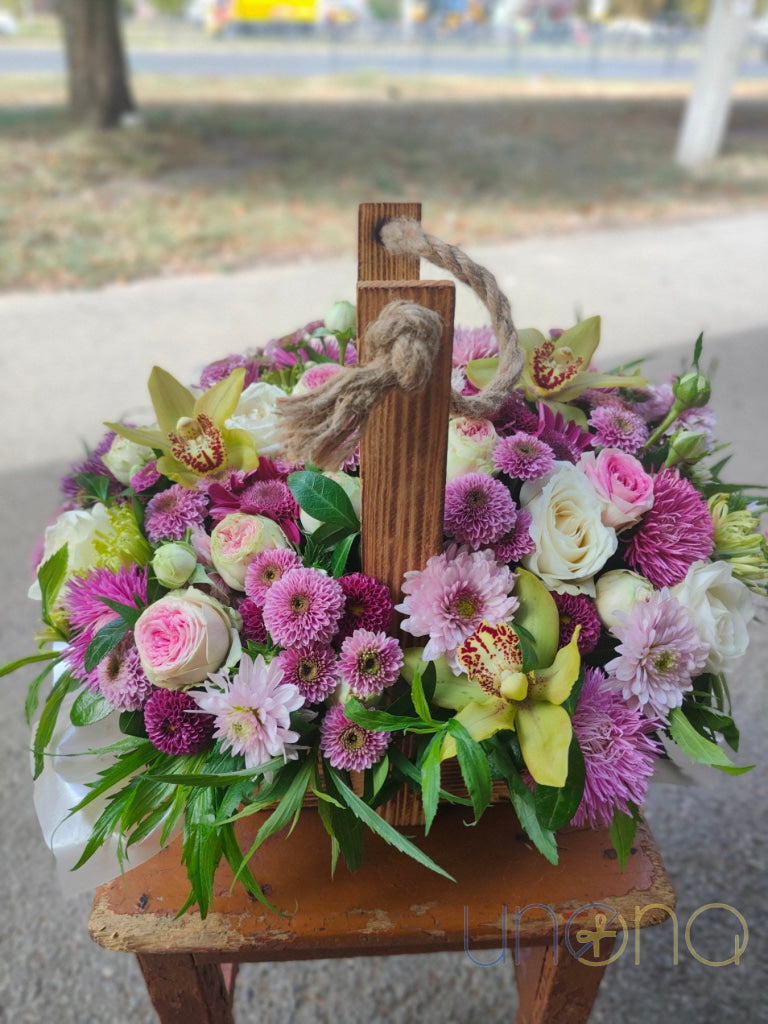 Romantic mixed flowers hand-delivered in Ukraine