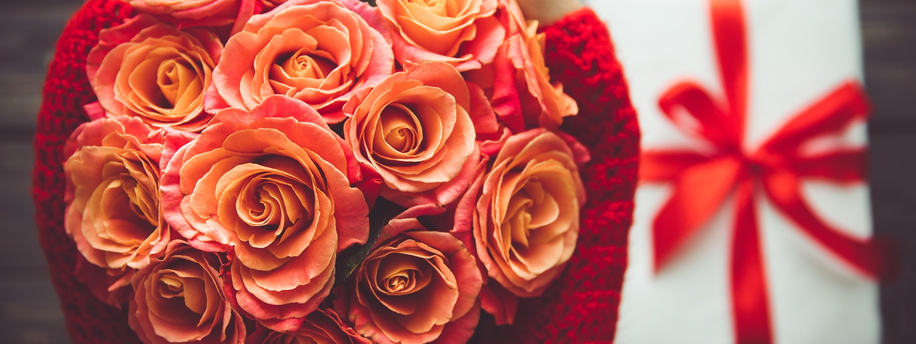  roses bouquet for Valentine’s Day in Ukraine