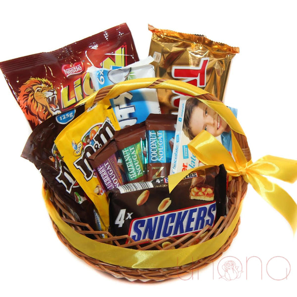Snack and Chocolate Gift Basket | Ukraine Gift Delivery.