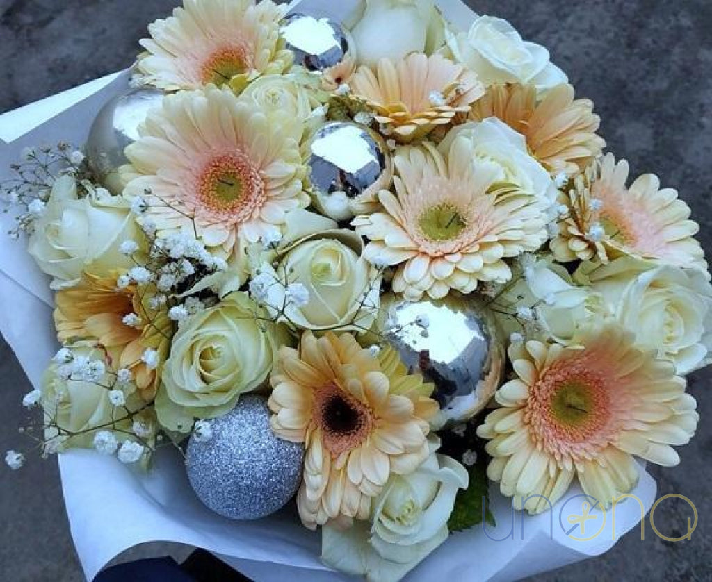 Snowflake Shimmer Bouquet | Ukraine Gift Delivery.
