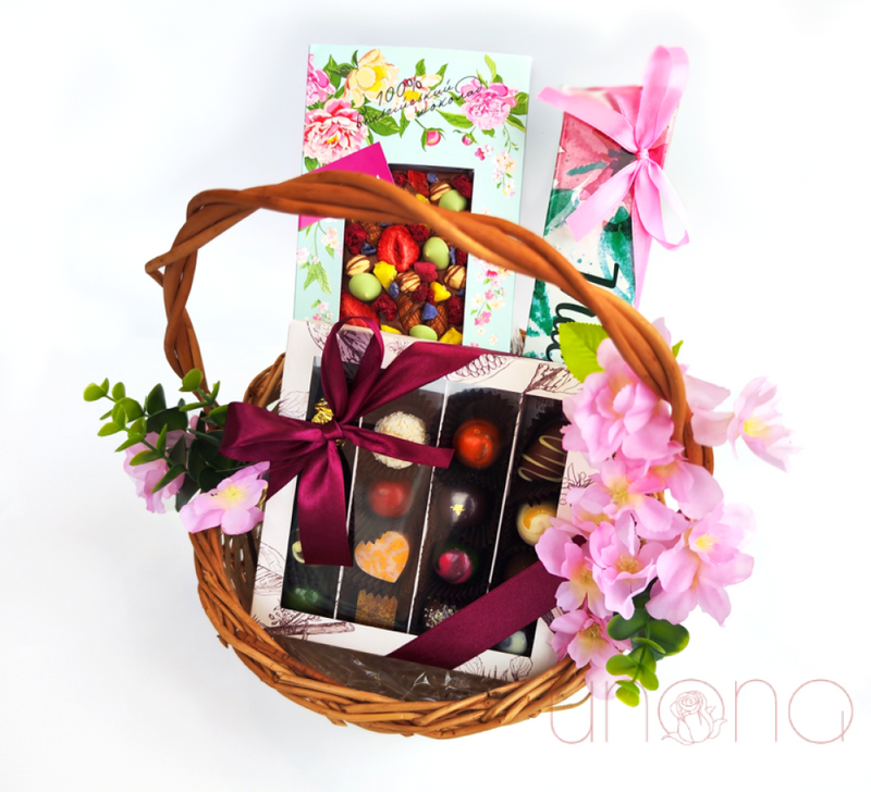 Luxe Chocolate Gift Basket Mini Basket 574 G By Price