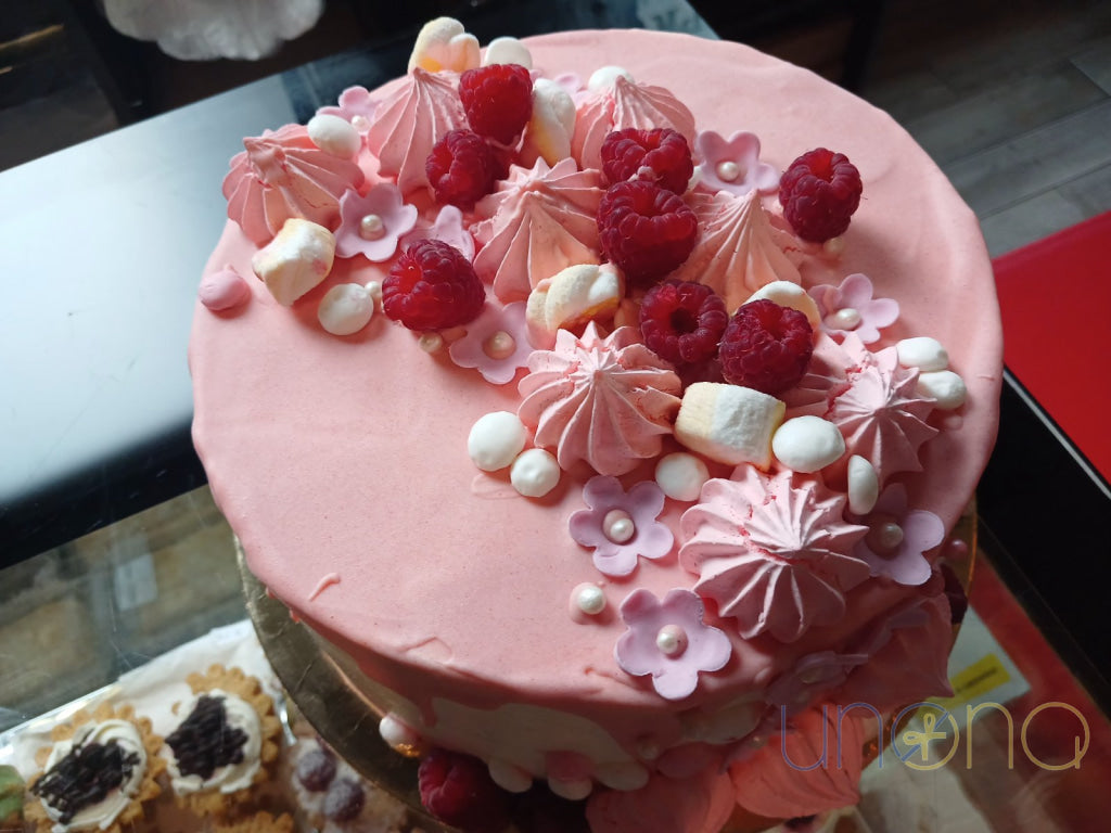 Fresh strawberry cake available for delivery across Ukraine