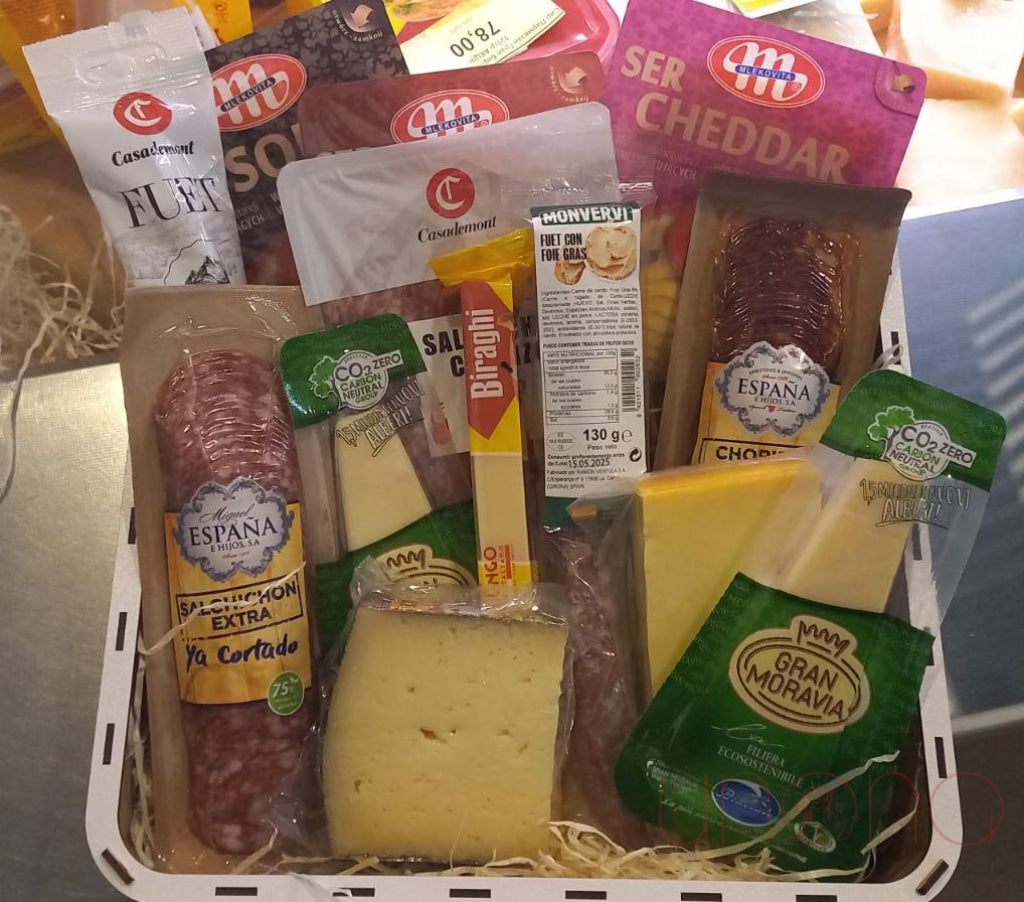 Supreme Salami and Cheese Basket Cheese