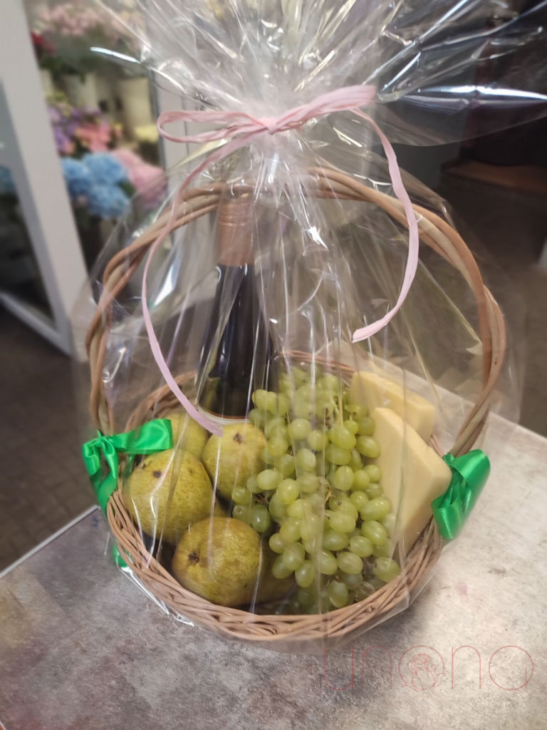 Take Along Gift Basket By Holidays