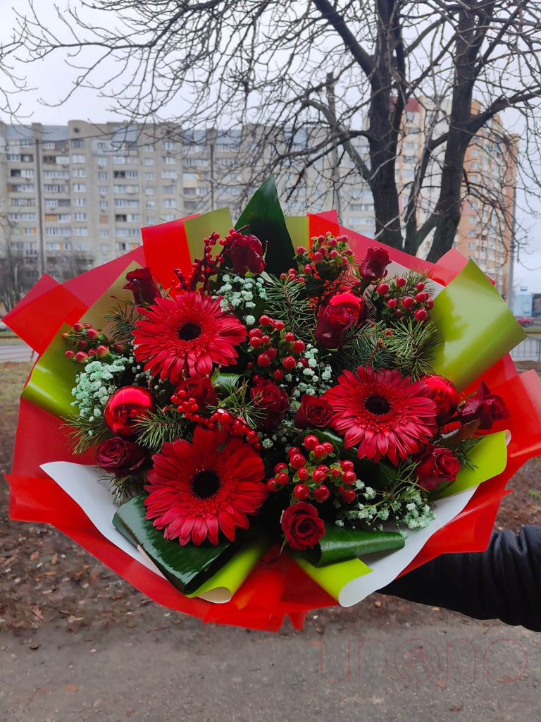 Vivid Red Christmas Bouquet Flowers