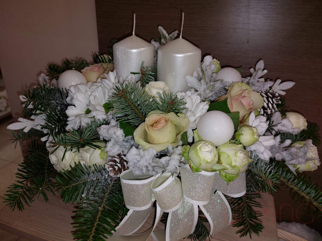 White Christmas Centerpiece Centrepiece