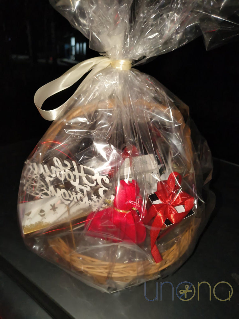 Winter Fairytale Elite Sweets Basket Gift Box